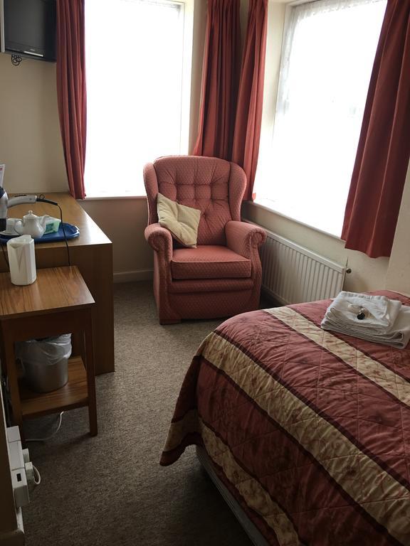 Hotel Riviera By The Sea Bournemouth Esterno foto