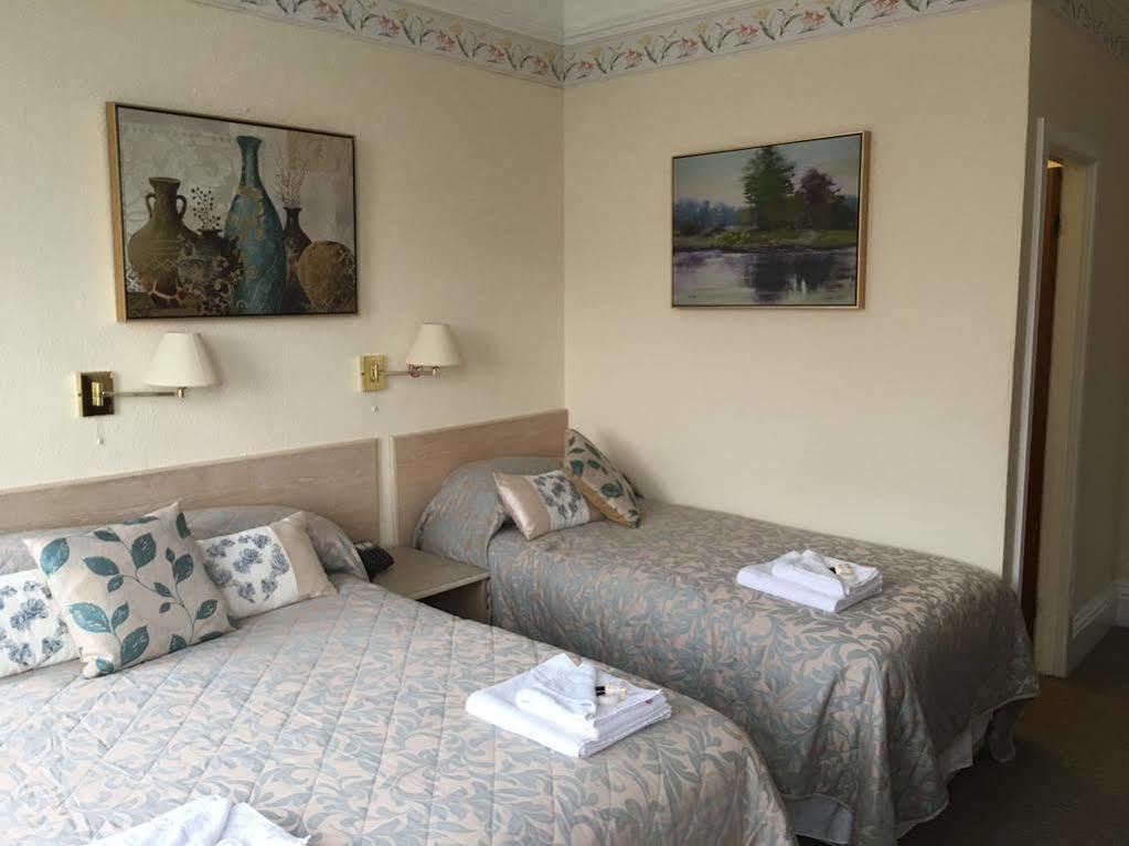 Hotel Riviera By The Sea Bournemouth Esterno foto