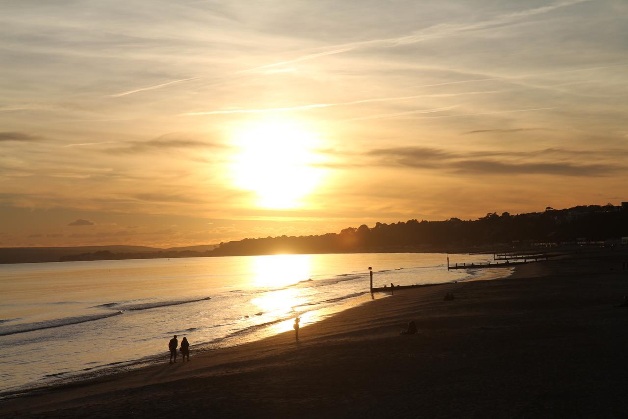 Hotel Riviera By The Sea Bournemouth Esterno foto