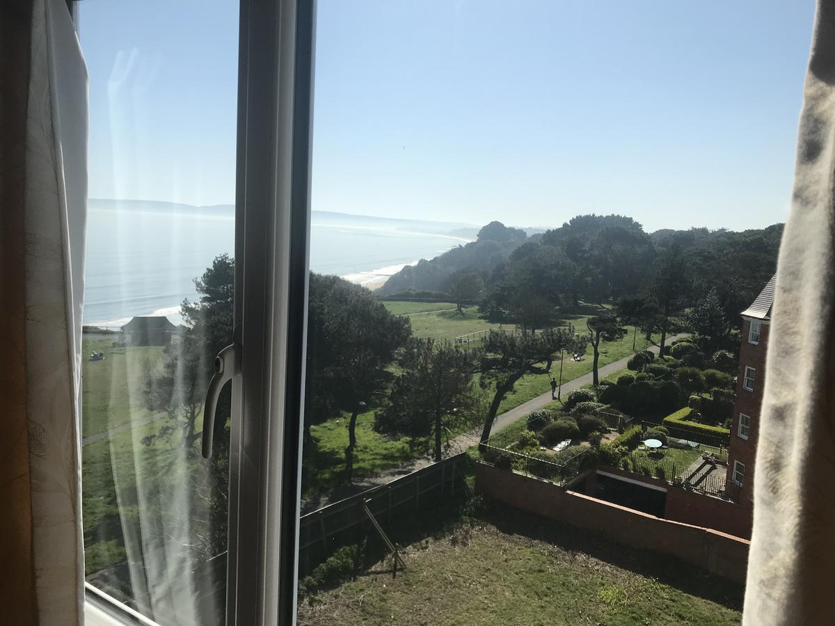 Hotel Riviera By The Sea Bournemouth Esterno foto