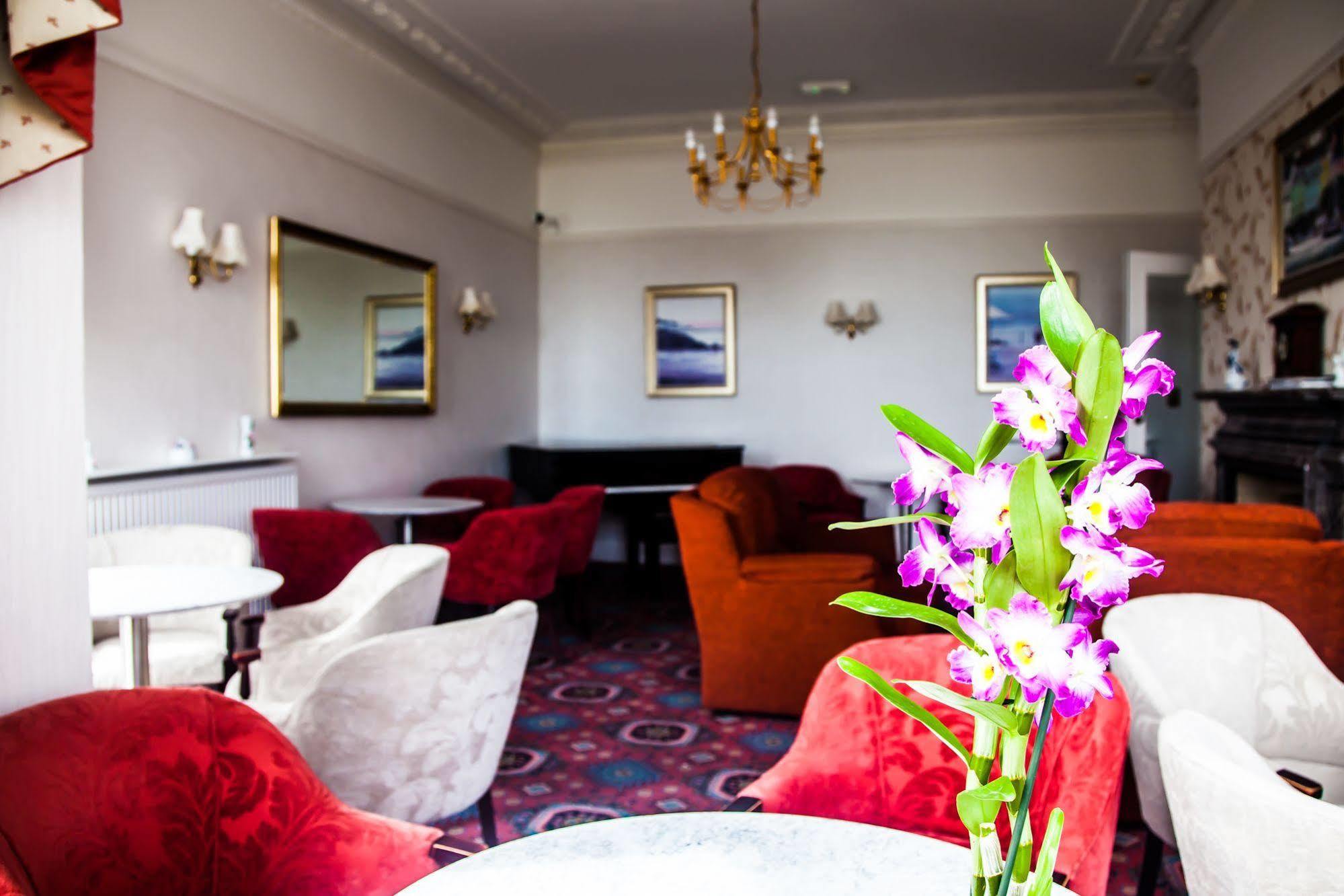 Hotel Riviera By The Sea Bournemouth Esterno foto