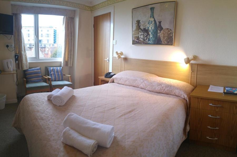 Hotel Riviera By The Sea Bournemouth Esterno foto